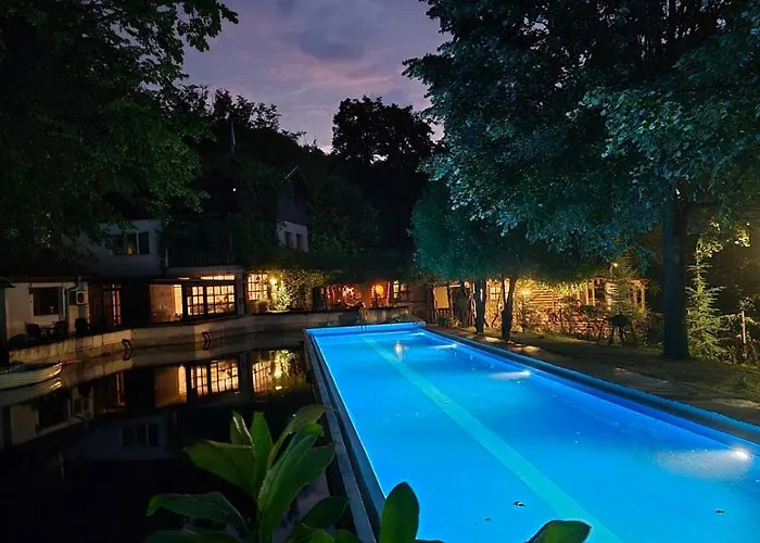 рибарник Forest мagic Деревянный коттедж Topolitsa