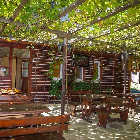 Alojamento de Turismo Selvagem рибарник Forest мagic *